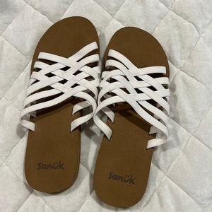 Sanuk womens sandals
